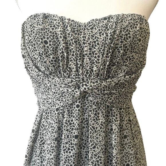 Jessica Simpson Chiffon Strapless Maxi Dress - Picture 5 of 8